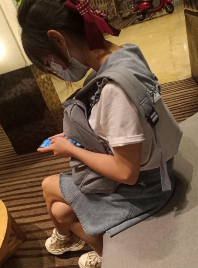 LovELolita7指教小狗补：53v70g视频教你如何训练可爱的小狗