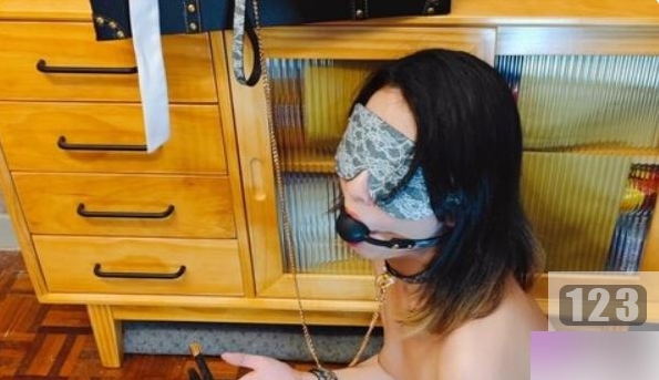 奶咪naimi21年最新合集：网红onlyfans视频大放送！