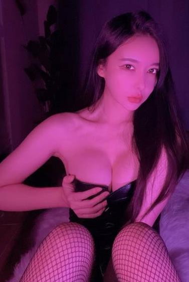 精选：可可幂高质量双马尾灰丝私人定制最全合集