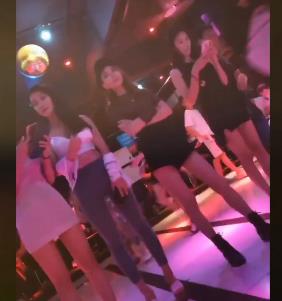 浪浪的绿帽剪辑之旅：老婆的J女体验时长16分钟爽文视频下载
