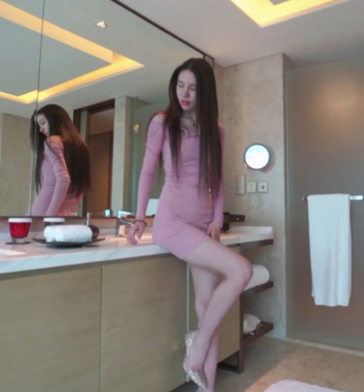 果哥私拍铂金版系列42部全高清合集，美模尺度大，百度盘存储