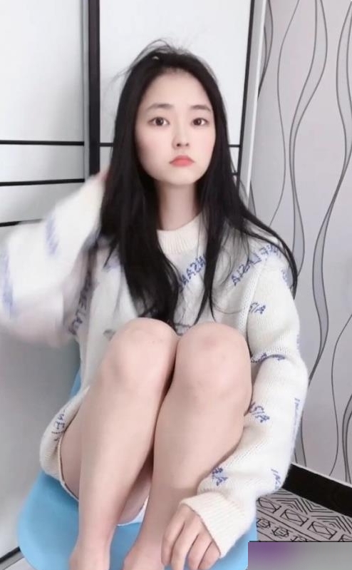 芋喵喵清纯网红风格毛衣作品