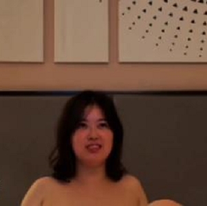 少妇渴望被满足，迫不及待需要互动