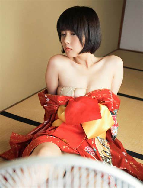 稀有绝版呆萌橘子酱：P站社保姬PR社二次元作品视频微博网红口味