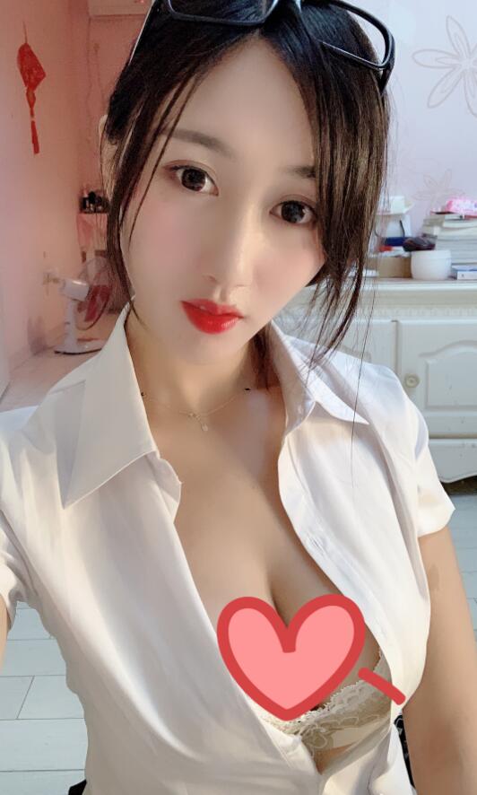 御姐小小玉酱高颜值有尺度作品视频合集