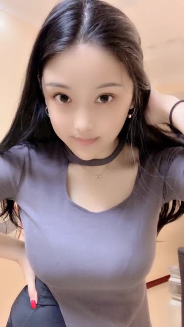 高清自拍作品专辑：燕子姐姐成熟型美女直播视频150m