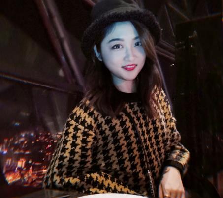 探秘阳光下的漂亮反差婊