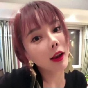 3V艾小青2.41G内存