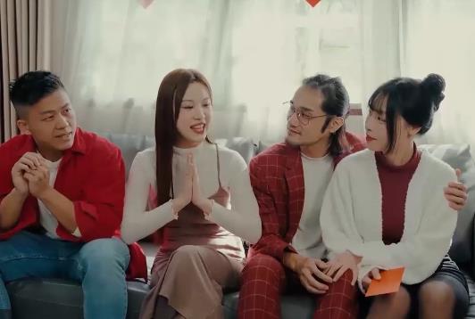 麻豆合集1：传媒姐妹花农村兄弟主播玩神家族团圆多人游2V-3G