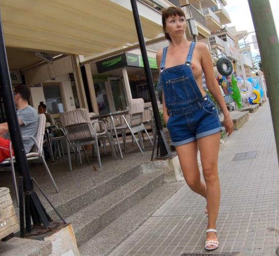 欧美风成熟女人大神naughty_lada性感透视装合集