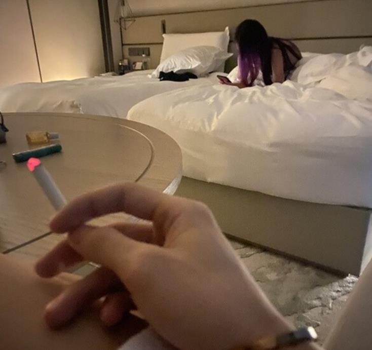 约P女神作品合集，颜值高技术威猛