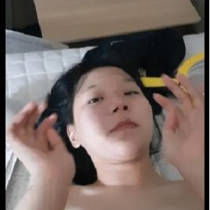 高清无水印韩国学生情侣自拍资源，23分钟长片及多个短视频，分手被爆真实情感冲突观看