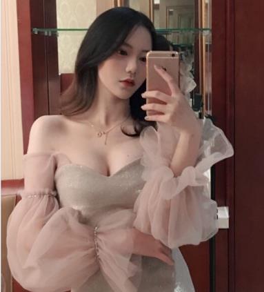 魔法秋秋自拍20分钟视频公开发布，粉嫩颜值惊艳身材，网友热议观看