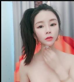 瑜伽女神九局自拍舞蹈视频，时长3分50秒