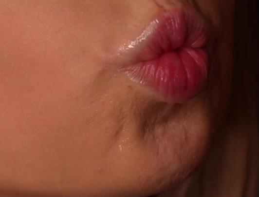 SweetheartKiss-零距离用嘴全集!29V-3G自拍作品