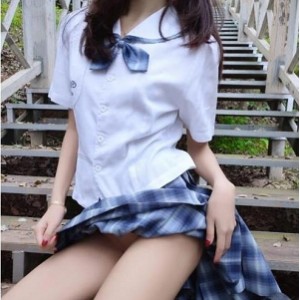 JK服装小狐仙诱惑，长腿裙子神秘光芒四送，900MB视频资源