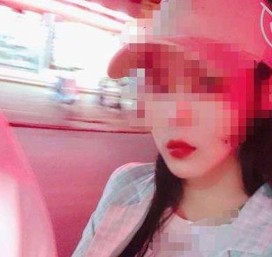 高质量自拍作品，聊天记录自述，兄弟绿帽子剧情，646MB文件大小