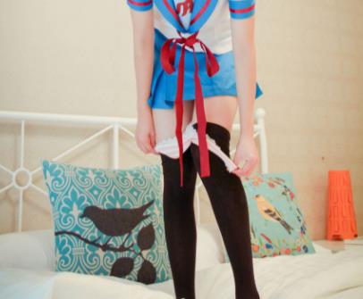 魔法少女小柠檬火爆合集，21套4.6G精彩内容，美少女灵动眼神，大长腿细腰甜美