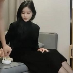 紧急情况下的步宾探花：感谢保护小姐姐安全