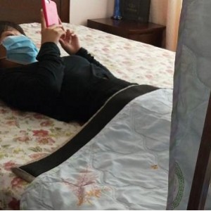 私人定制足疗按摩视频，时长16分钟，火爆女主展示美腿