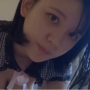 FC2小姐姐笨拙rujiao姿势视频教学，7.7G，番号FC2-31195奇怪姿势