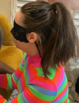 绿帽世家：非洲老黑服务+手抓蛋，幸福生活！2V，1.87G