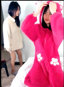 渣男搞定多个夜场工作妹妹资源5V3.8G，入世未深小伙伴下载观看