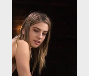 18年欧美无M道具挑战赛合集：震动器打桩女Y速度挑战