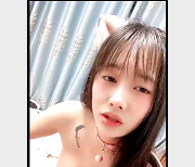 清纯系尤物小萝L自拍视频27分钟，嗲嗲吹喇叭无保护打桩S女拍摄