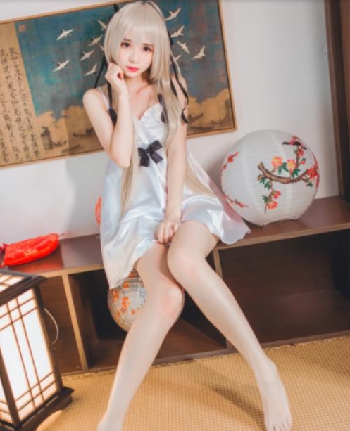 虎牙小仙女疯猫ss超人气写真合集