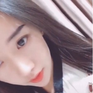 抖音清纯可爱网红（半糖草莓）39部