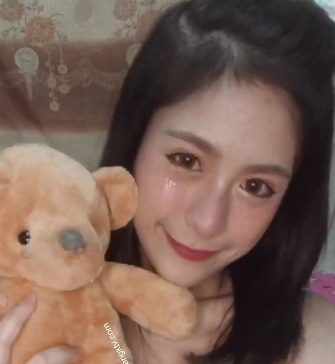 气质尤物《Khunkeekie》