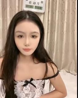 邓紫棋黑丝自拍特效视频，2分16秒，妇气质展现