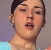 27分钟CD伪娘自拍喷S战士激素打F机视频1.8G下载