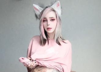 P站超美洋娃娃pinkloving神秘处剧情演出，唯美身材娇小，用嘴画面火爆