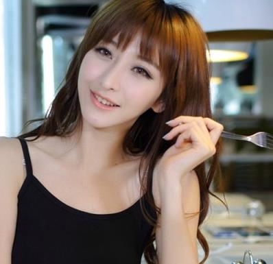 露脸妹子莉莉酱全集资源10V-3.78G，身材颜值超精选