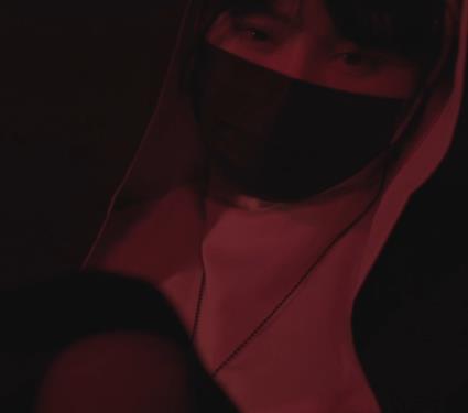 台北妹妹nana疯狂修女身材，1V1.2G资源玩偶平台