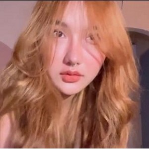 神魂颠倒的精选女神：男友C的完美身材OnlyFans泄露