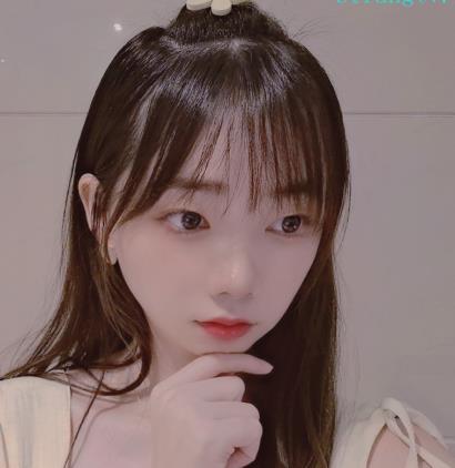 完美露脸S母黄宛琳自拍4V视频，时长12分钟，老师转型幼师