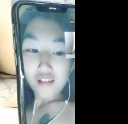 小伙双端自拍视频22分钟完整版姐姐用嘴打视频