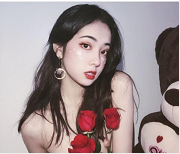 Qinweiyingjie绝美女神精选合集：899张图片+43段视频，11.2GB