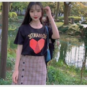 长春美女李婷御姐范水灵灵视频680M，俏皮可爱车头灯资源丰富