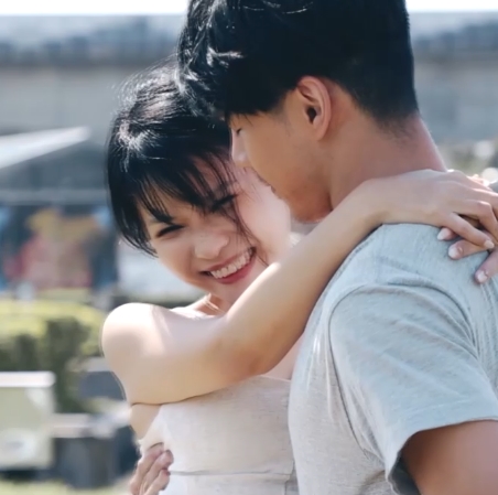 展现了出色的表演技巧，让人印象深刻。这些作品不仅展示了国内团队的专业制作水准，也为观众带来了一场精彩绝伦的视听盛宴。如果你是麻豆的忠实粉丝，这份作品合集绝对不能