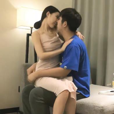 高颜值女神珍藏合集《小宝寻花系列》久妖大神最新8V6.13G精品下载，宅男必备！