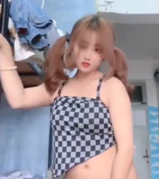 抖音风双马尾弹力摇捣蒜手势舞合集：1100v+15.6G，百度盘下载