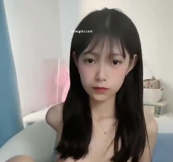 御姐反差曝光劈腿自擦NV1.2G百度盘