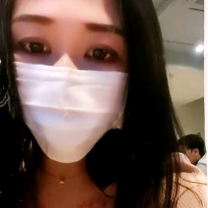 真实户外餐厅表演：不明液体盘旋空中，视频大小3V+2.2G