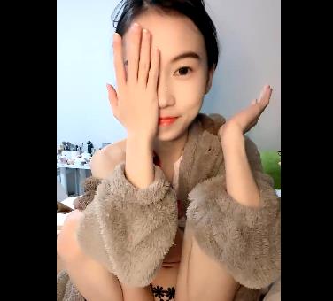 推特清纯女神-生椰拿铁，无屏障被中途退出委屈得想哭5V-2.9g