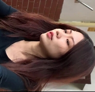 牛仔热裤翘臀长腿美女视频