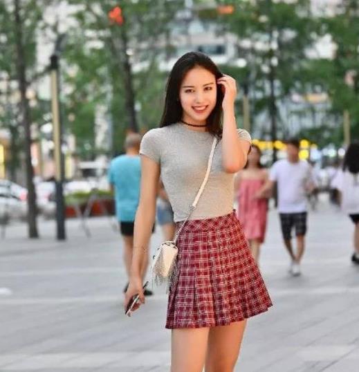 花样女王推特发光腿腿，虐待捆绑佳作